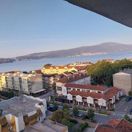 Apartman Centar Tivat Buitenkant foto