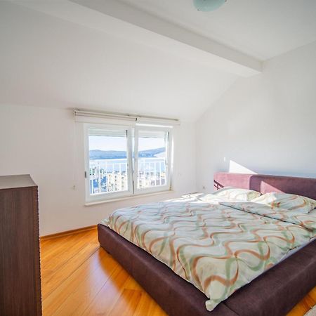Apartman Centar Tivat Buitenkant foto