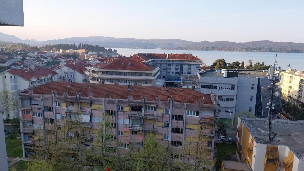 Apartman Centar Tivat Buitenkant foto