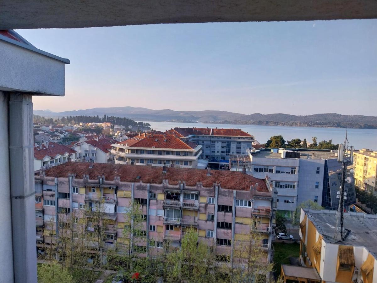 Apartman Centar Tivat Buitenkant foto
