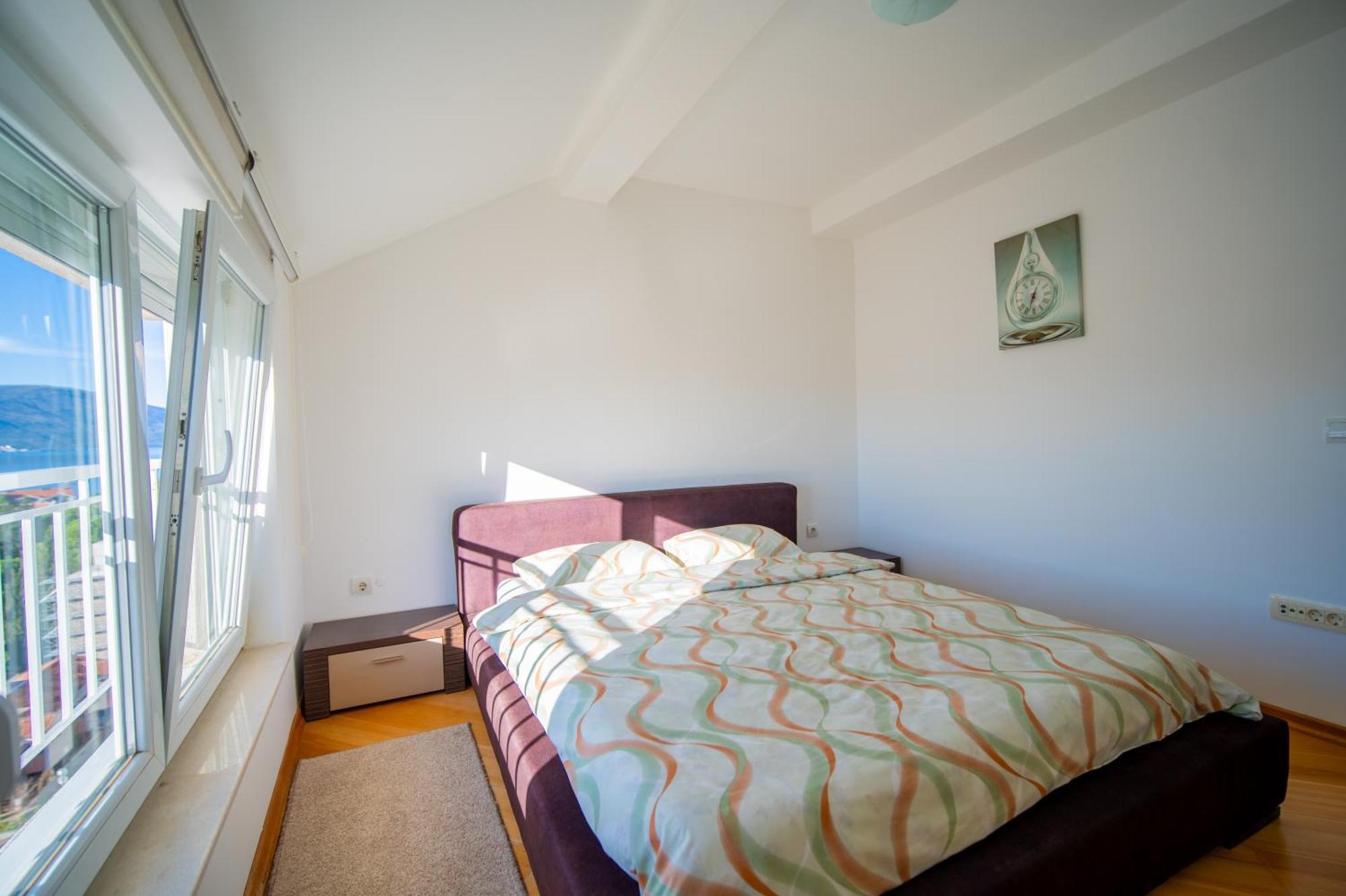 Apartman Centar Tivat Buitenkant foto