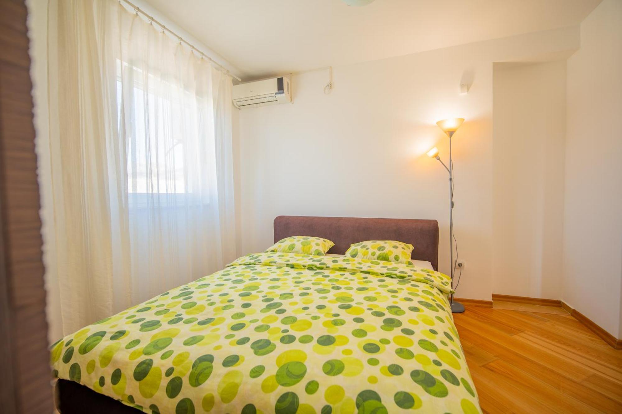 Apartman Centar Tivat Buitenkant foto